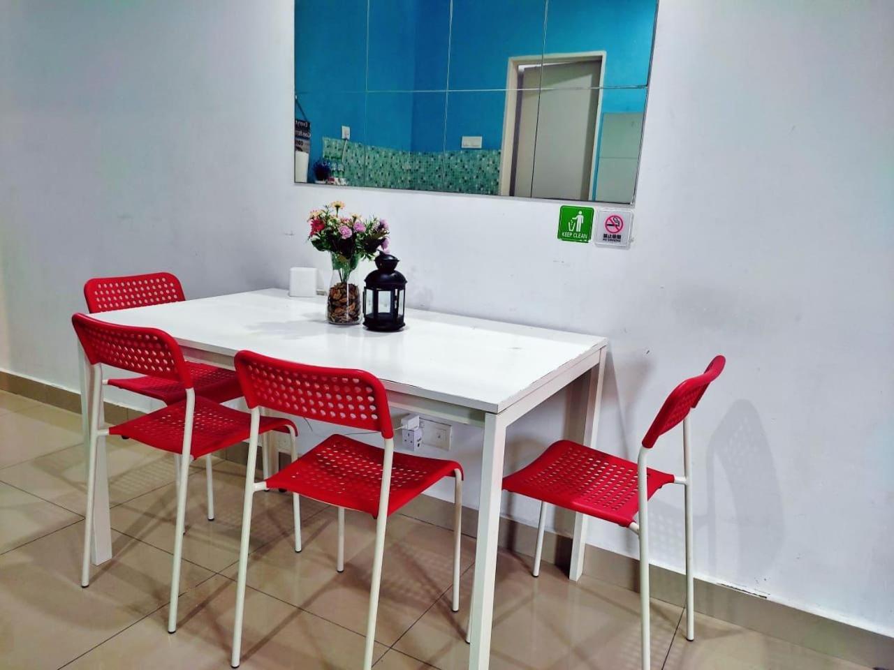 Homestay Menara U Msu Шах Алам Екстериор снимка